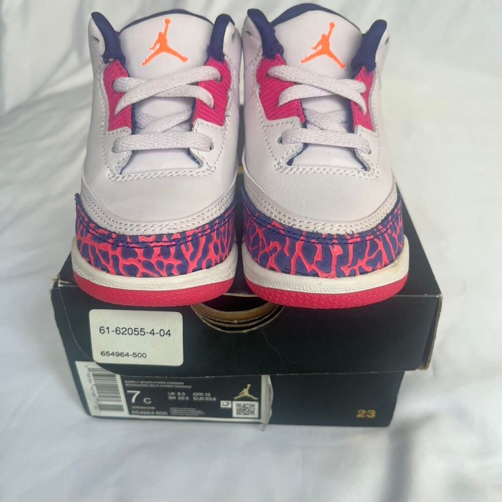 7c Jordan 3 Pink and Purple Barely Grape Hyper Crimson